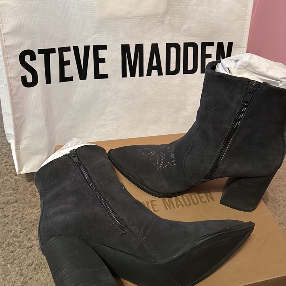 Steve Madden boots NEW 2 PAIRS